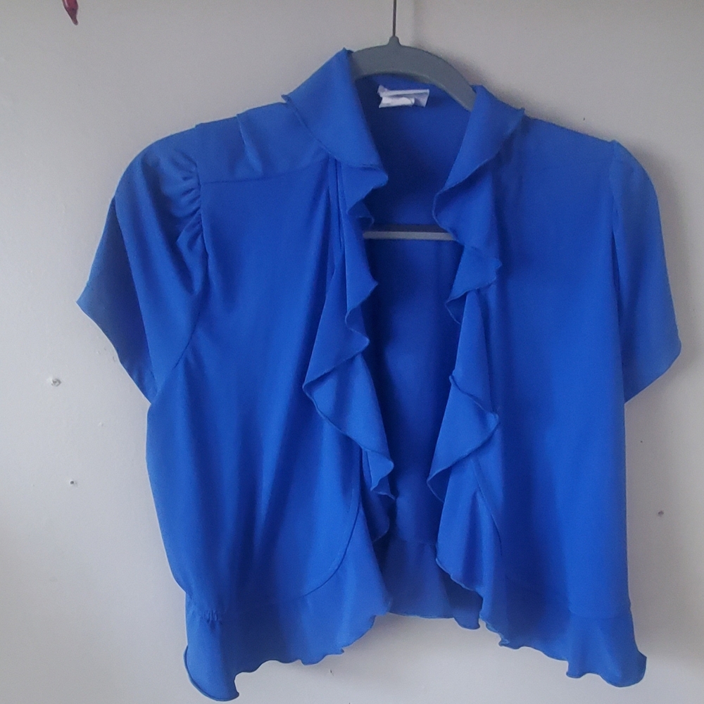 Classic Blue Ruffled Crop Blouse with Notched Collar